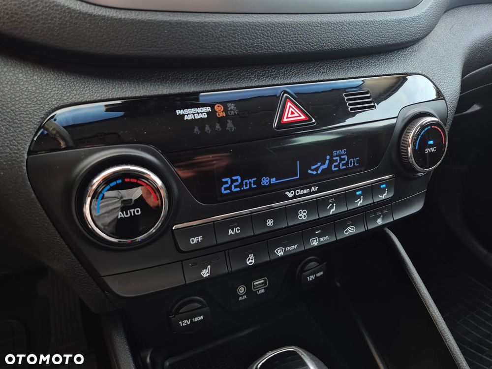 Hyundai Tucson 2.0 CRDI 4WD Automatik Style - 32