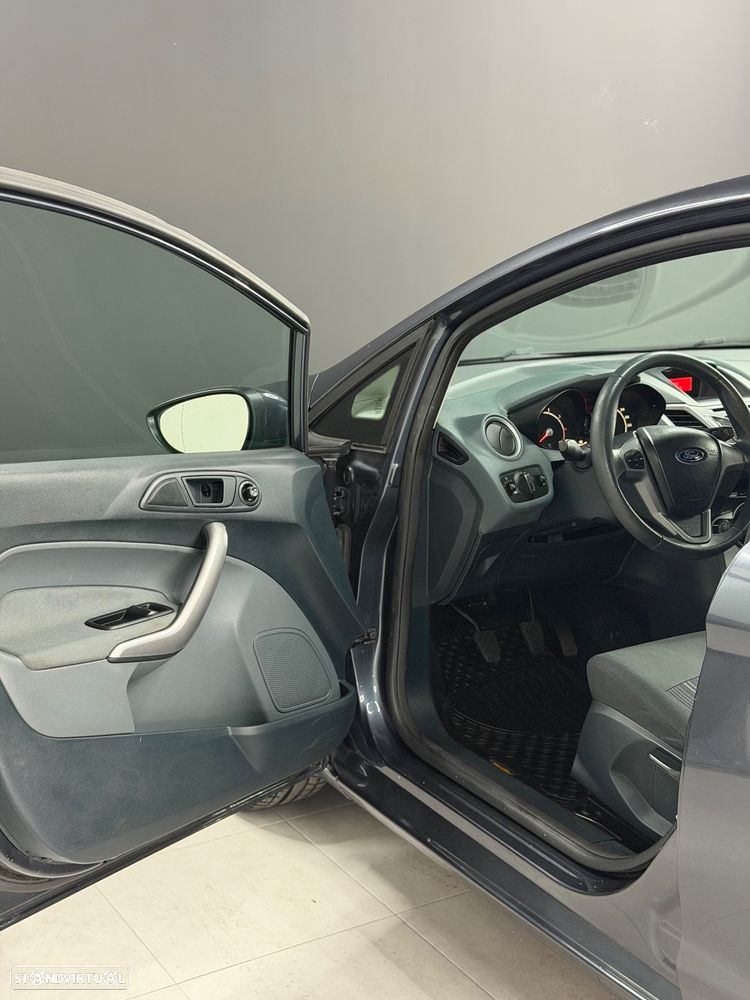 Ford Fiesta 1.25 Trend - 9