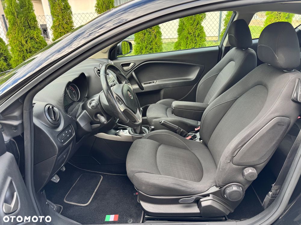Alfa Romeo Mito 1.4 MultiAir Distinctive - 20