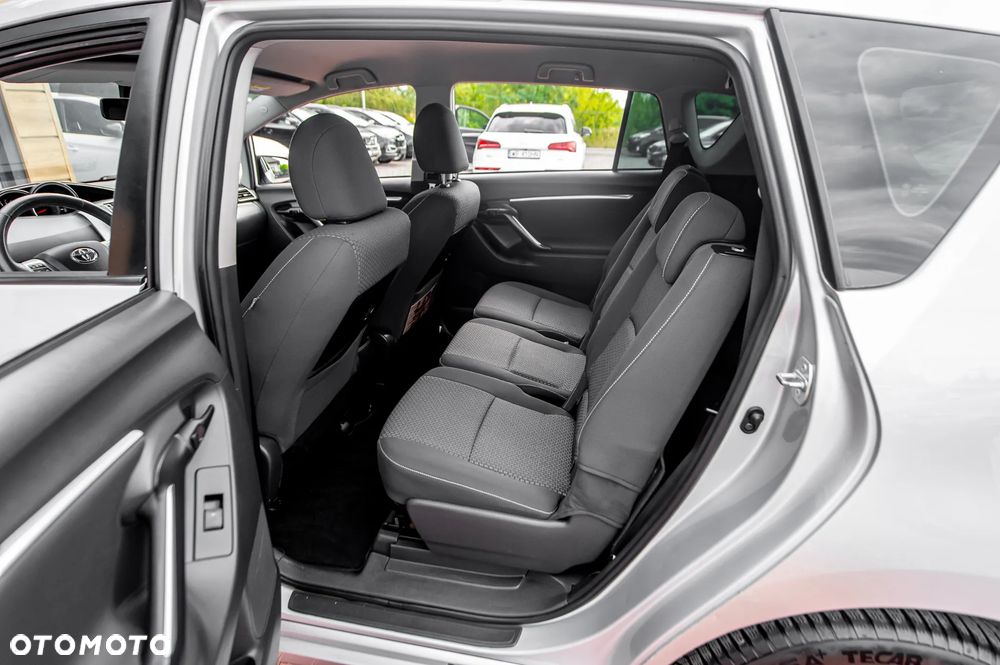 Toyota Verso 1.8 7-Sitzer Comfort - 19
