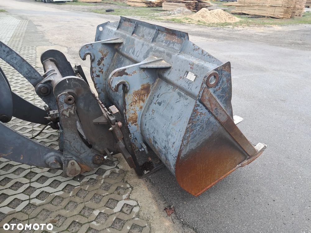 Komatsu WA 115PT-3 - 10