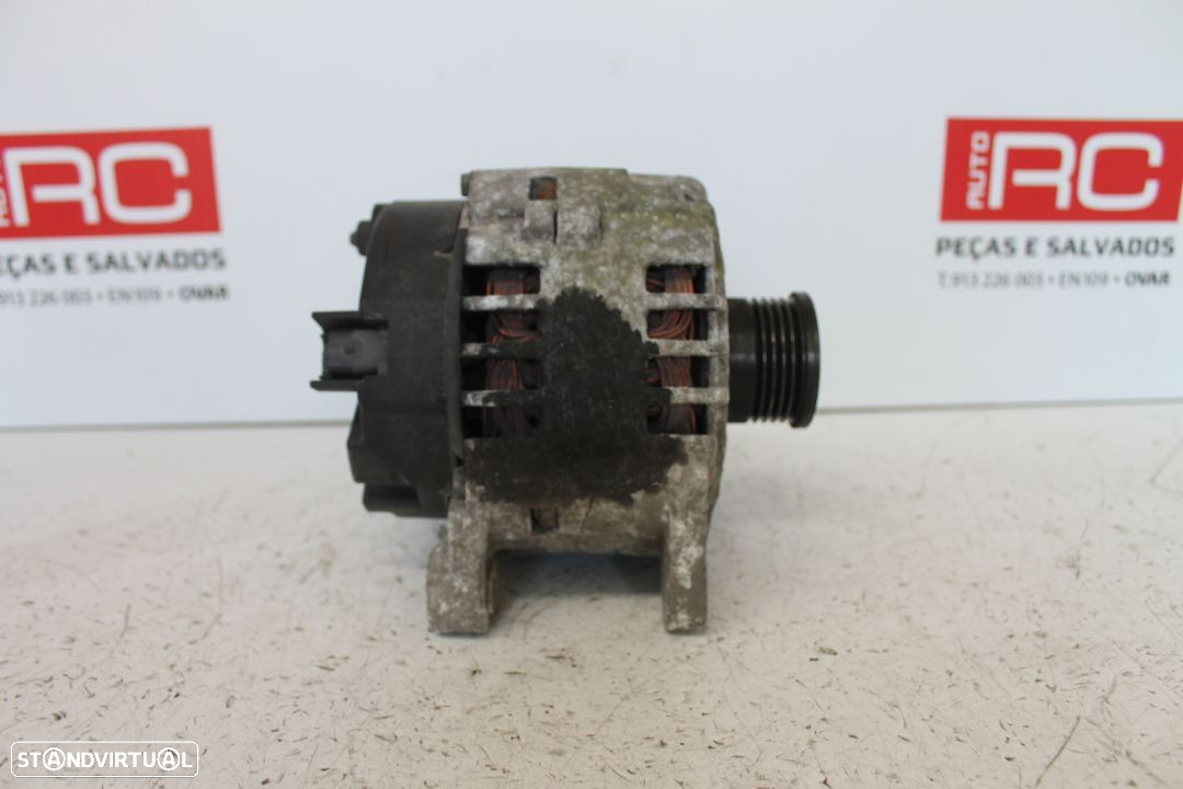 Alternador Renault Trafic II - 2