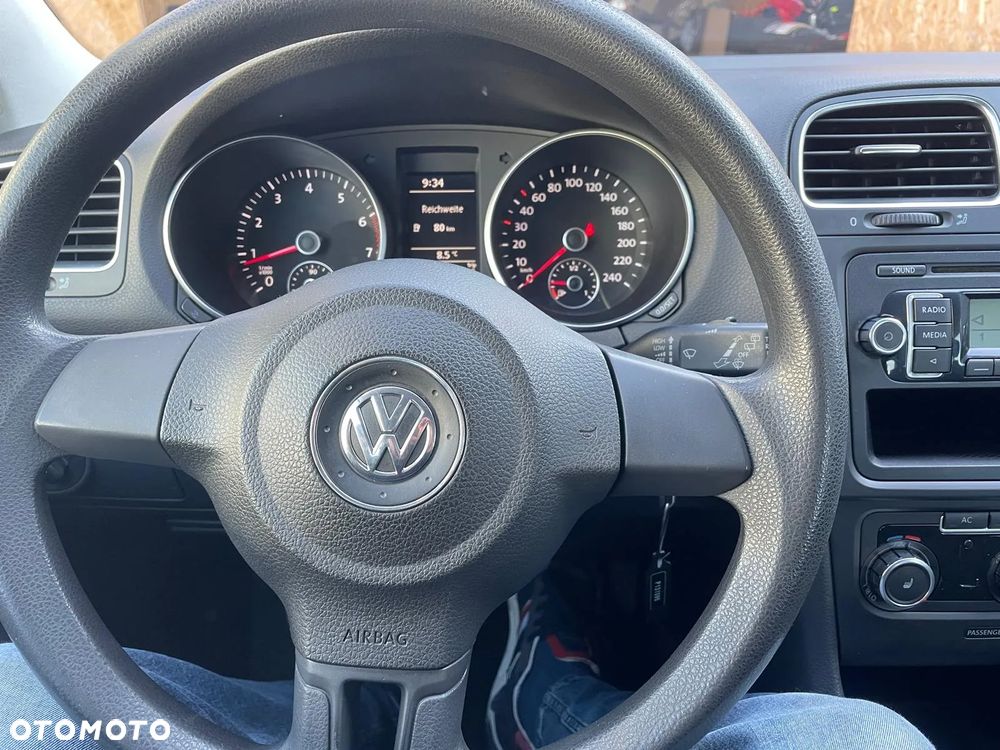 Volkswagen Golf 1.6 Comfortline - 10