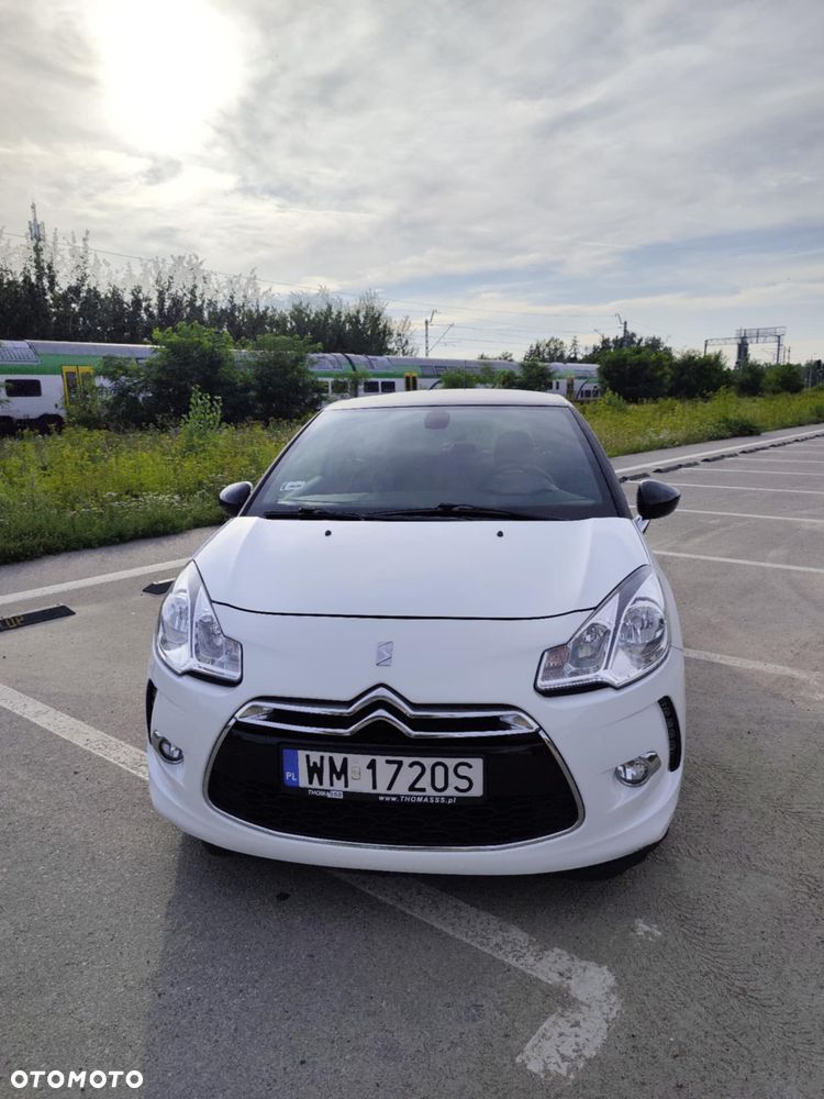 Citroën DS3 1.6 e-HDi SoChic - 1