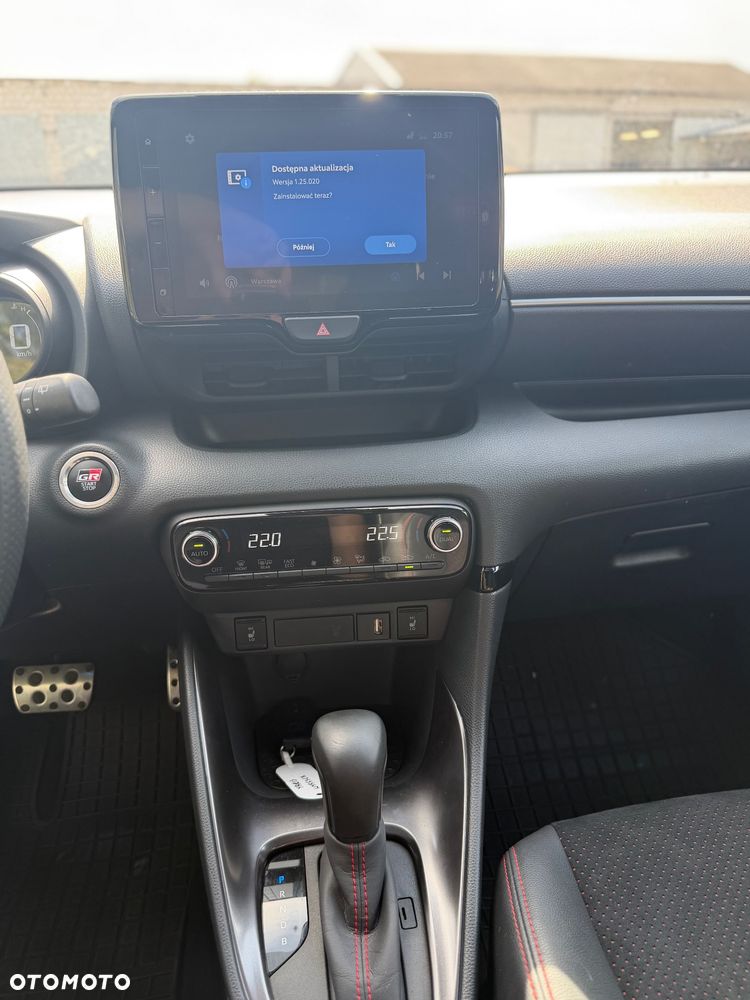 Toyota Yaris 1.5 VVT-i GR SPORT - 16
