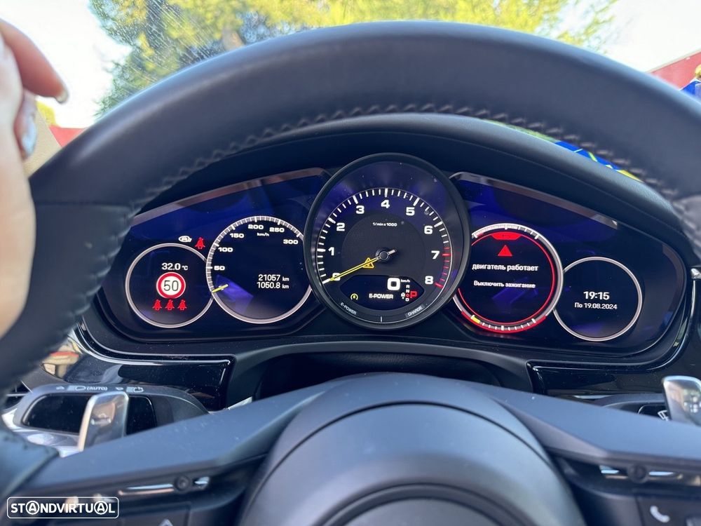 Porsche Panamera Sport Turismo 4S E-Hybrid - 9