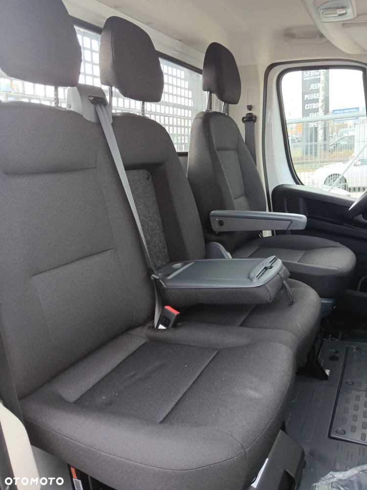 Opel Movano Załogowe ze skrzynią fabryczną - 8