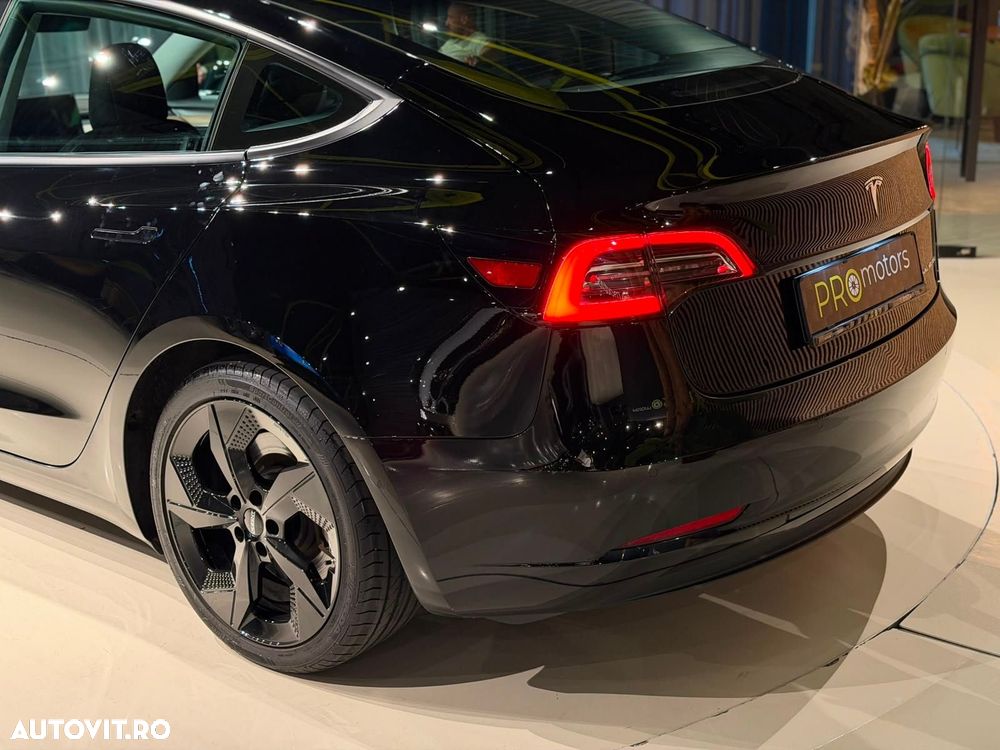 Tesla Model 3 - 20