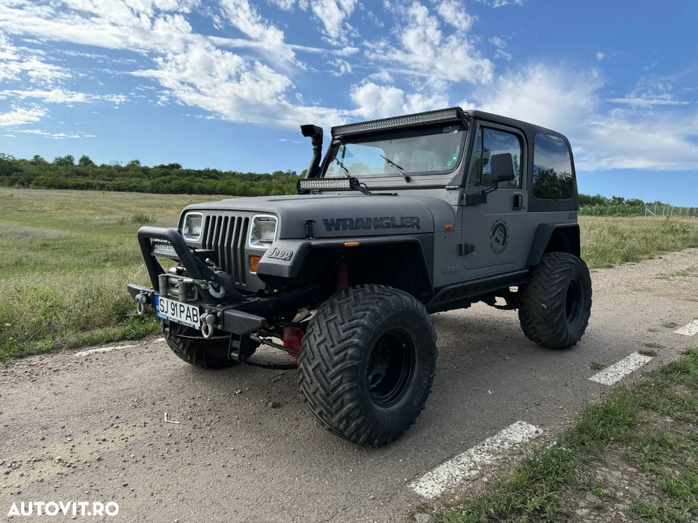 Jeep Wrangler - 16
