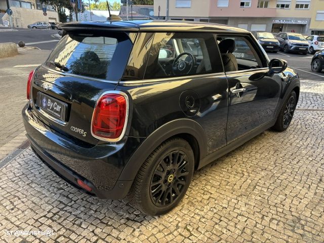 MINI 3 Portas Cooper E Classic S - 6