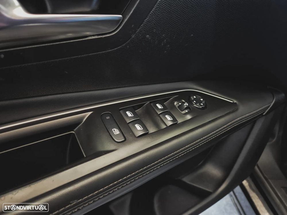 Peugeot 3008 BlueHDi 120 Stop & Start EAT6 Allure - 24
