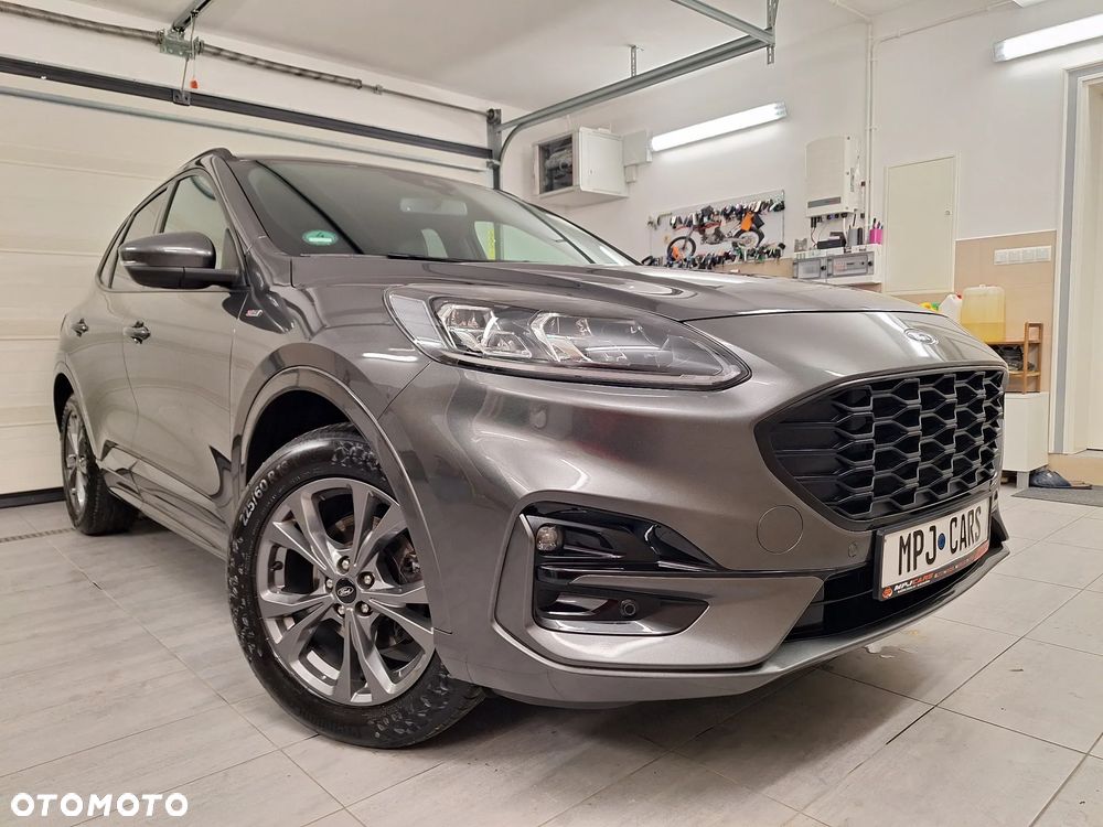 Ford Kuga - 2