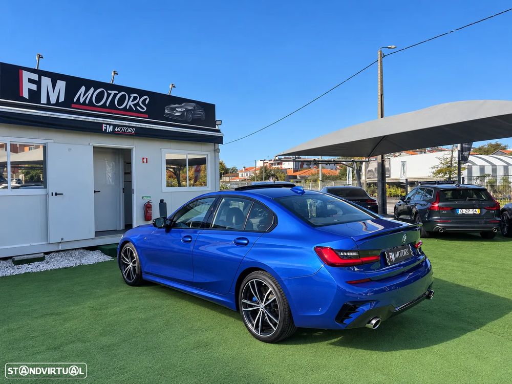 BMW 330 i Pack M Auto - 3