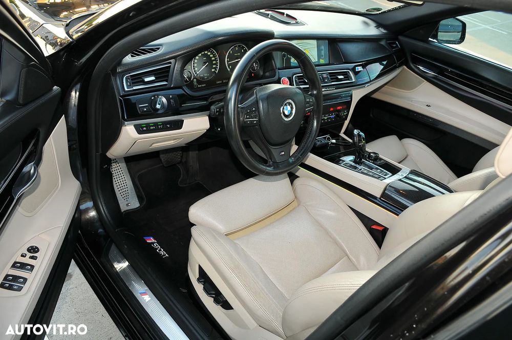 BMW Seria 7 740d xDrive Aut. - 13