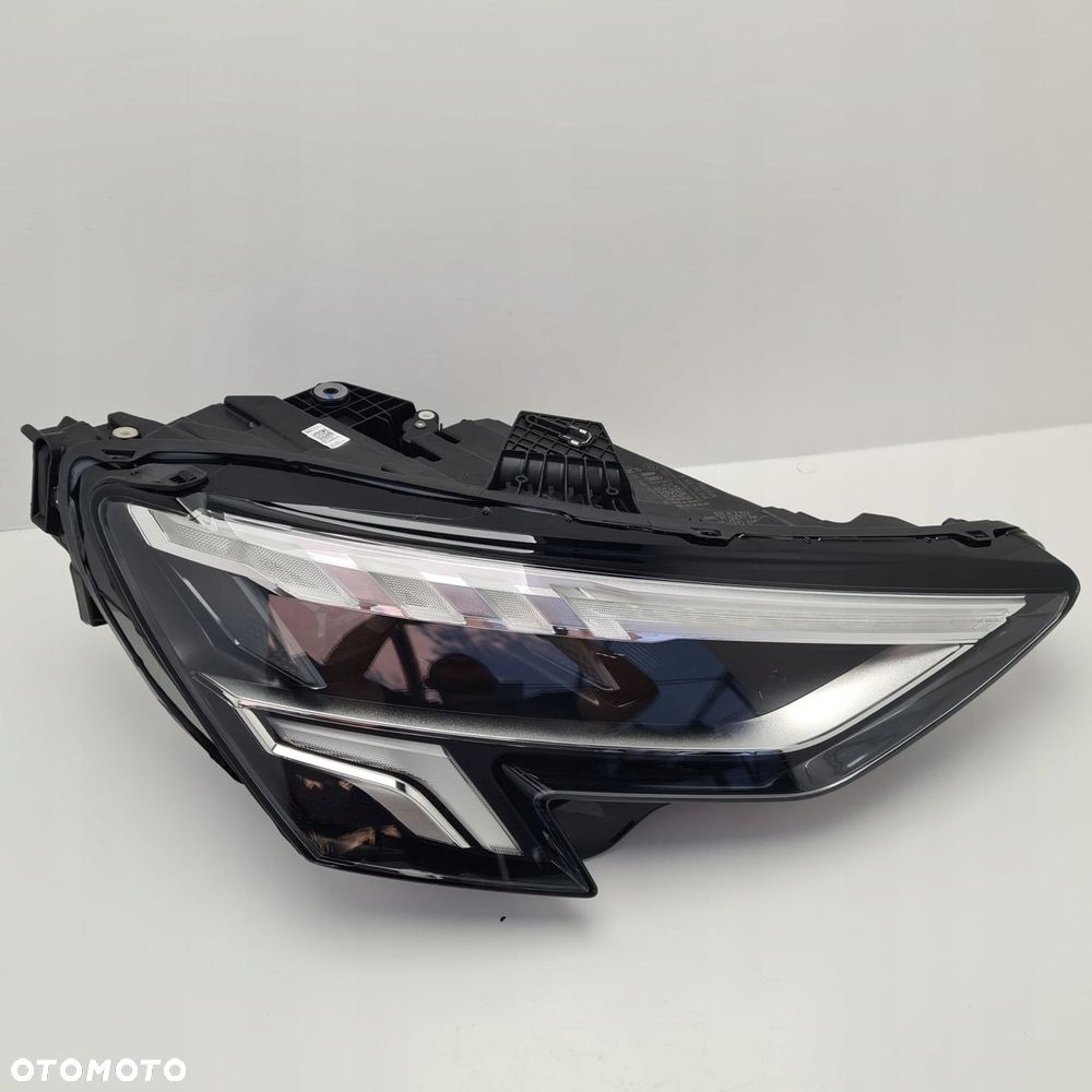 audi a3 8y lampa przednia prawa led - 2