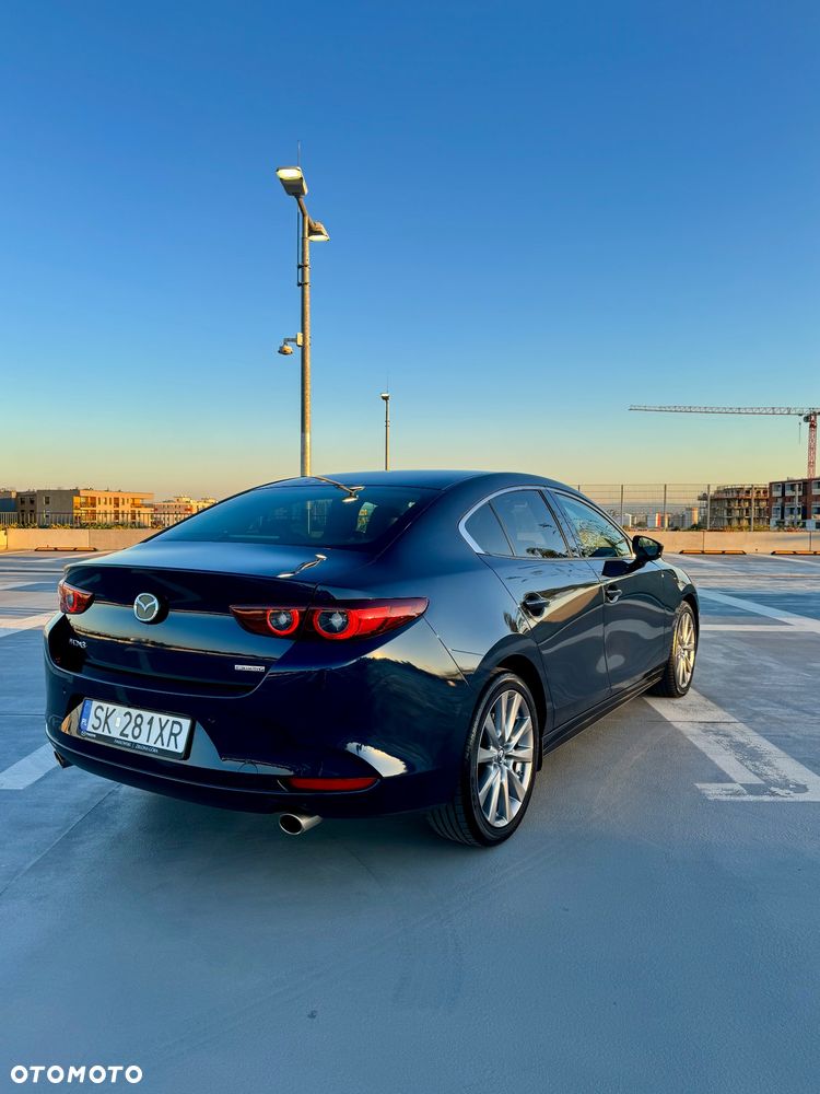Mazda 3 2.0 mHEV Hikari - 4