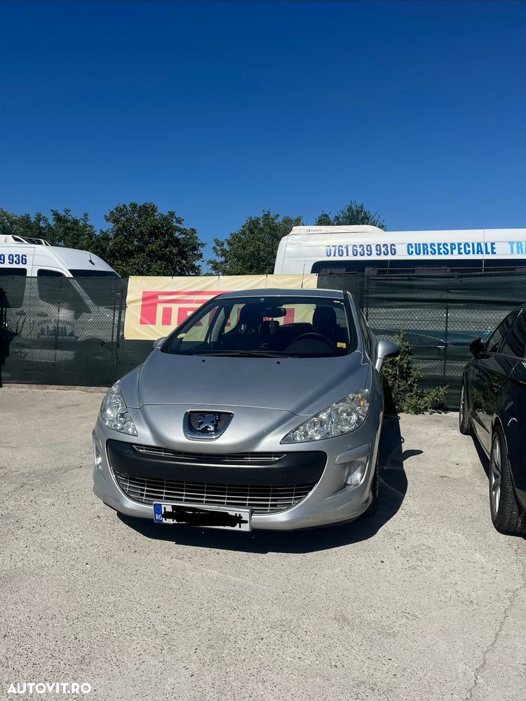 Peugeot 308 - 1