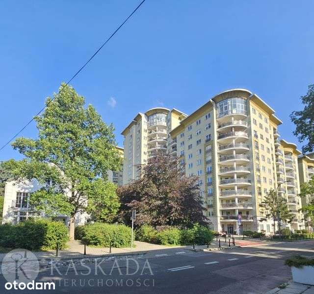Apartament Wielicka 58,15m2 garaż Metro Basen!