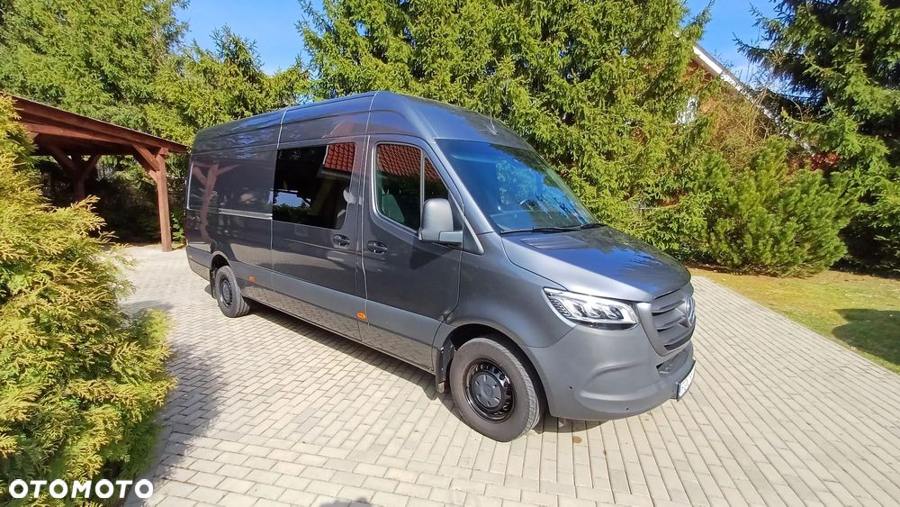 Mercedes-Benz Sprinter - 2