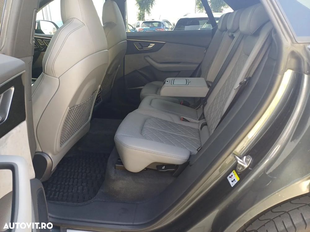 Audi Q8 3.0 50 TDI quattro Tiptronic MHEV - 23
