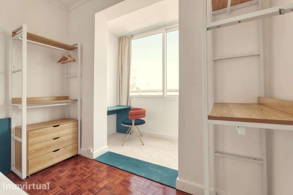 Quarto - localizado em Benfica Lisbon - Grande imagem: 4/18