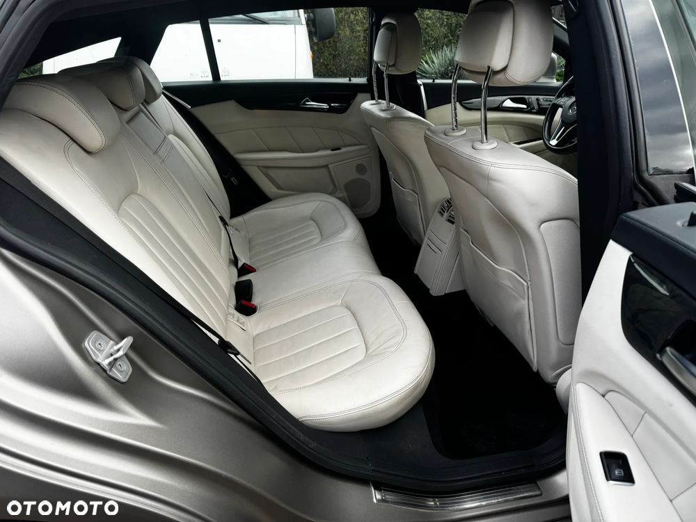 Mercedes-Benz CLS 350 CDI BlueEff - 17