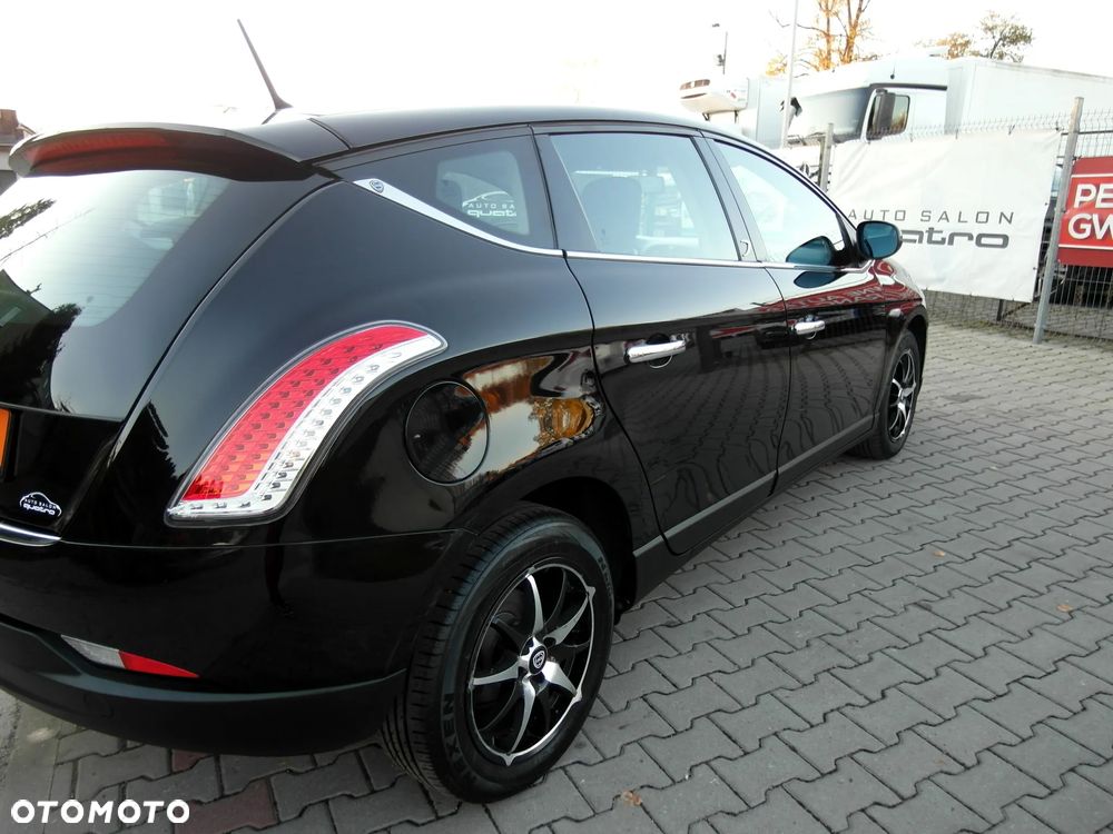 Lancia Delta - 10