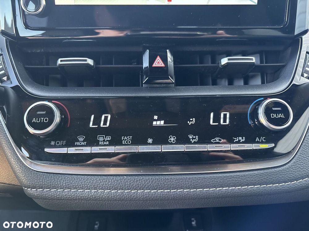 Toyota Corolla 2.0 Hybrid Comfort - 21