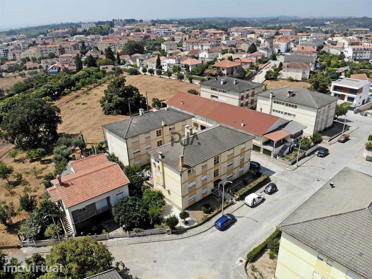 Garagem fechada para venda em Nelas - Grande imagem: 3/3