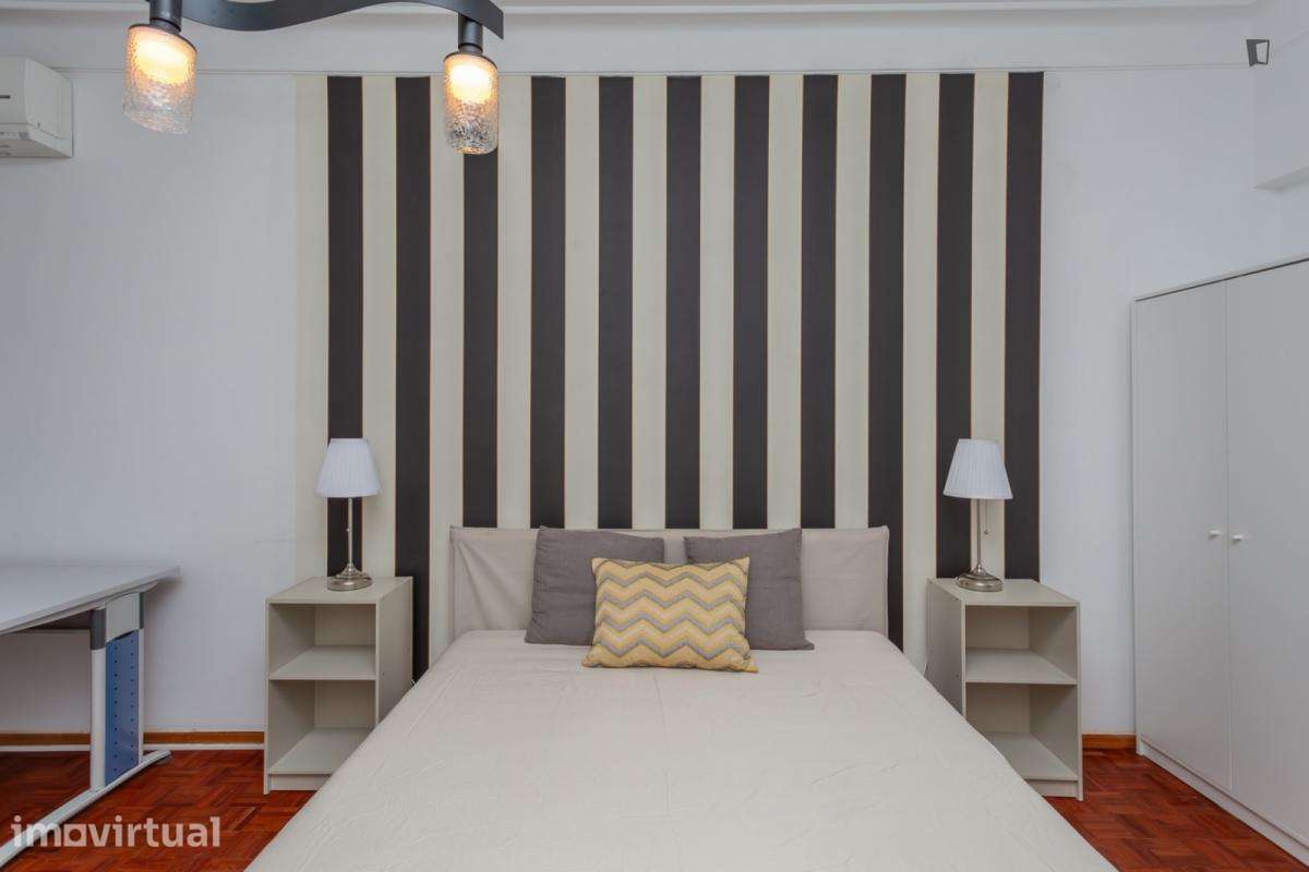 Quarto - localizado em Alvalade Lisbon - Grande imagem: 5/26