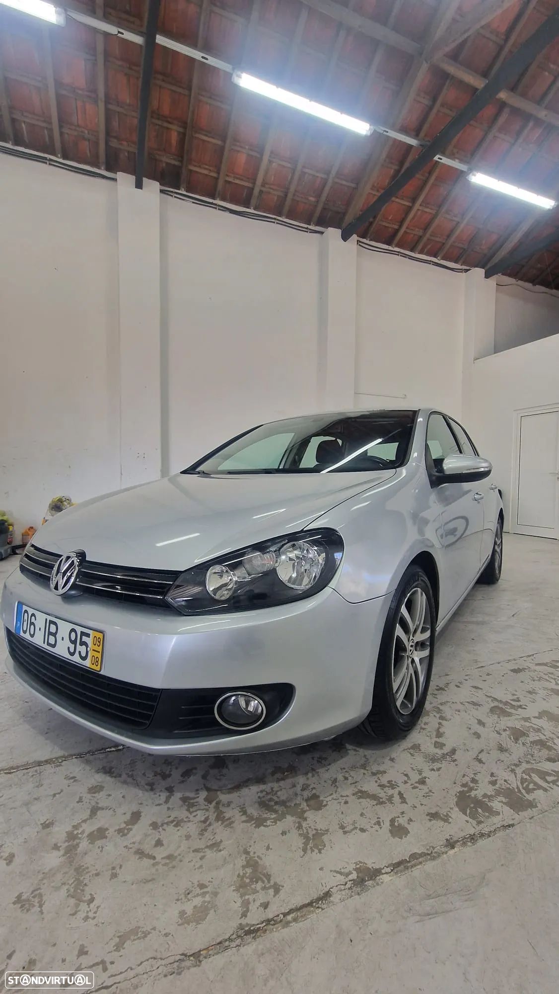 VW Golf 2.0 TDi Confortline - 1