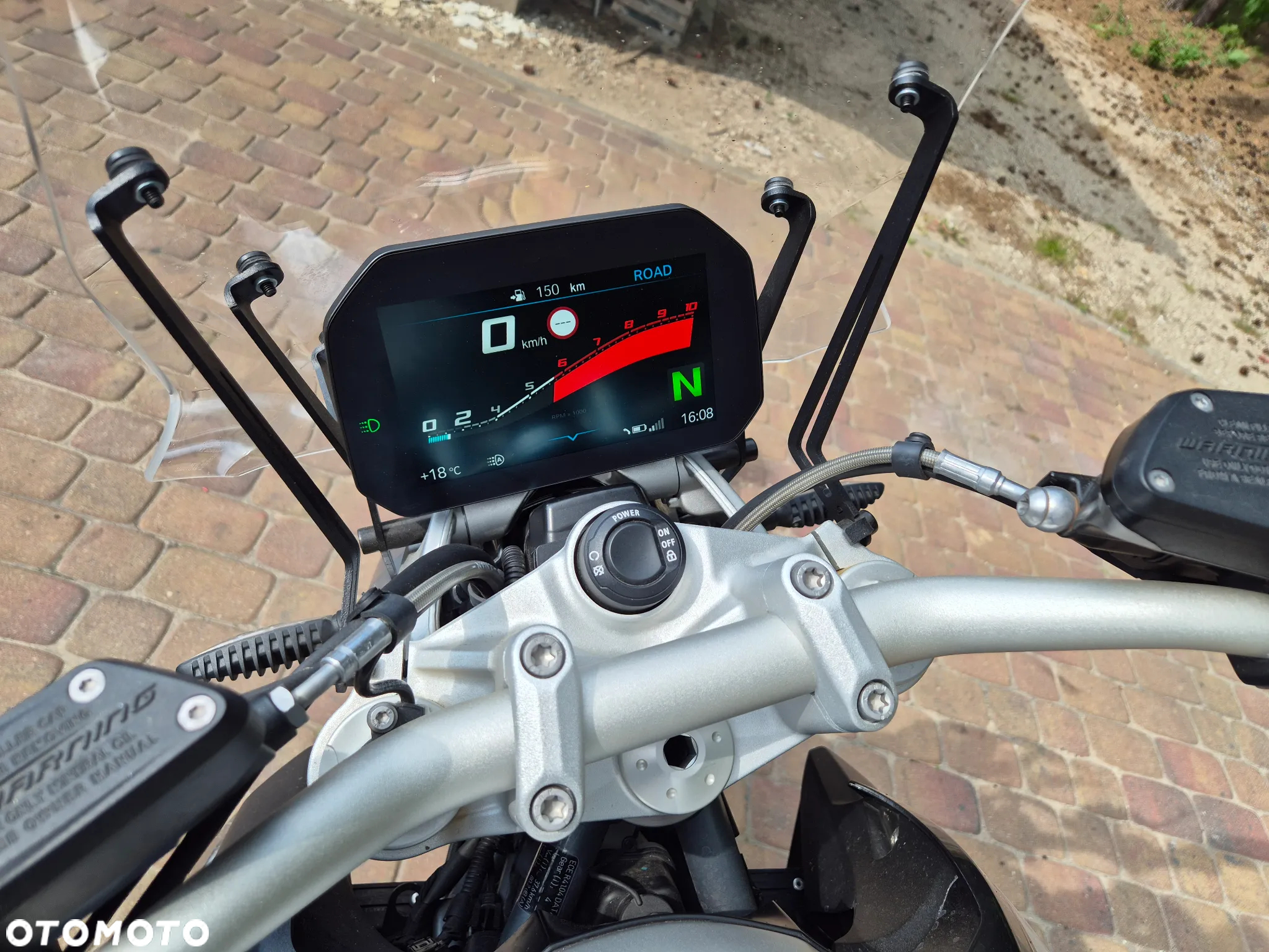 BMW R - 9