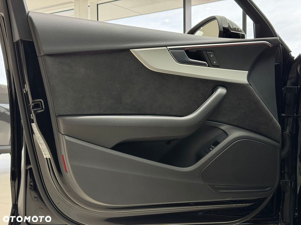 Audi A4 Limousine 45 TFSI S tronic - 12