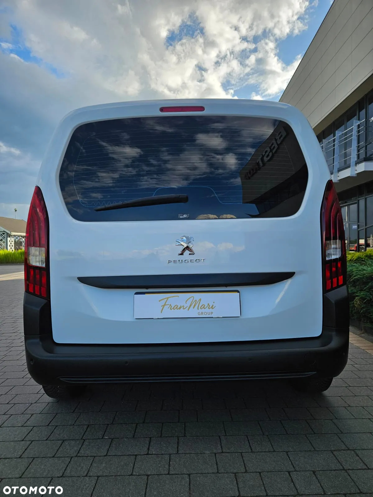 Peugeot Partner - 10