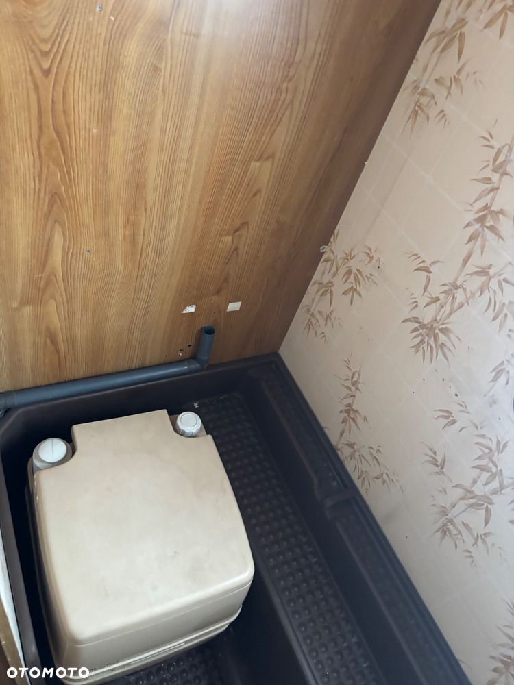 Burstner Lux 5403 - 14