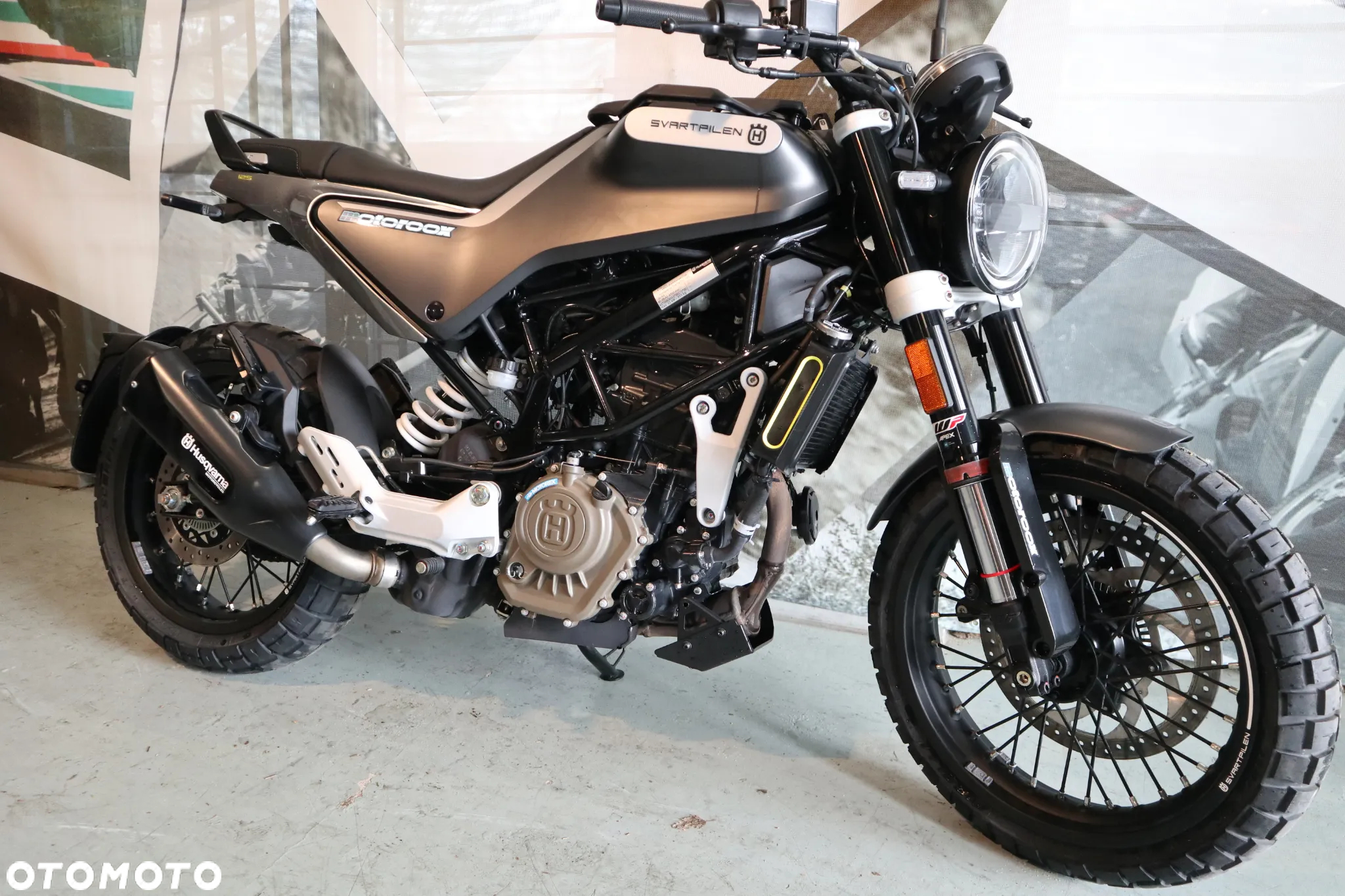 Husqvarna Svartpilen - 10