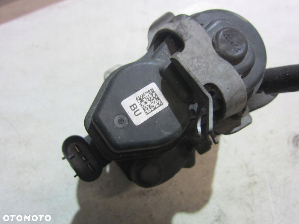 BMW X3 F25 X4 ZACISK HAMULCOWY PRAWY TYŁ 6791018 - 4