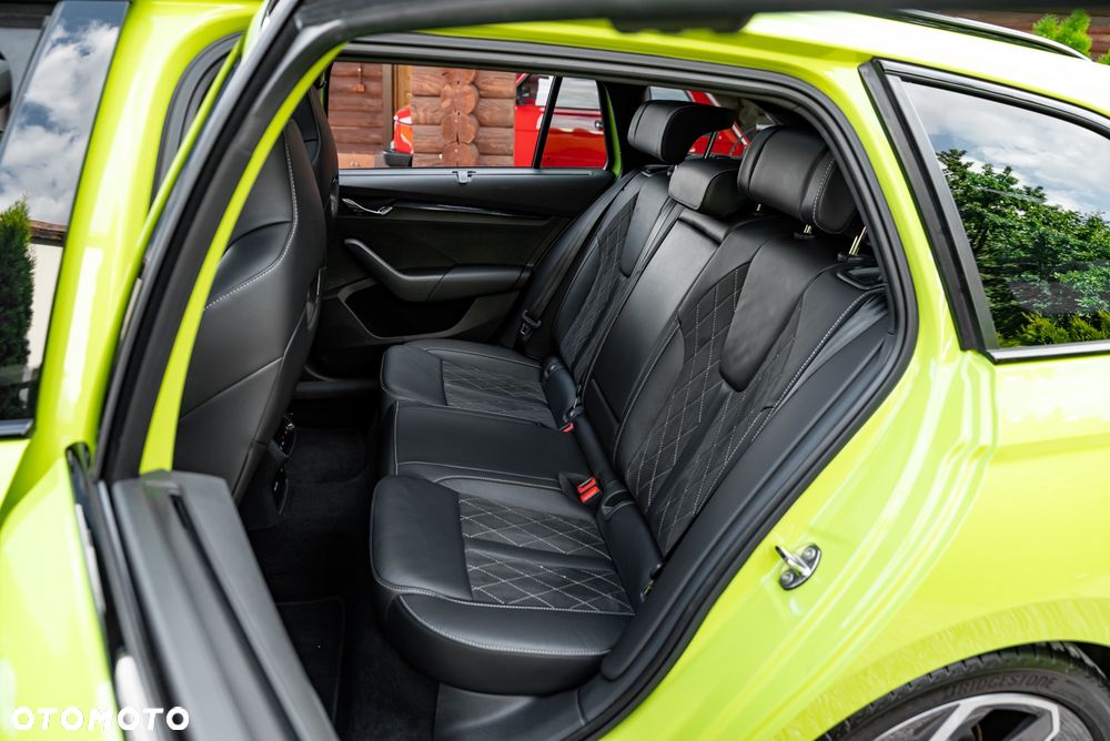 Skoda Octavia 2.0 TDI DSG 4x4 RS - 19