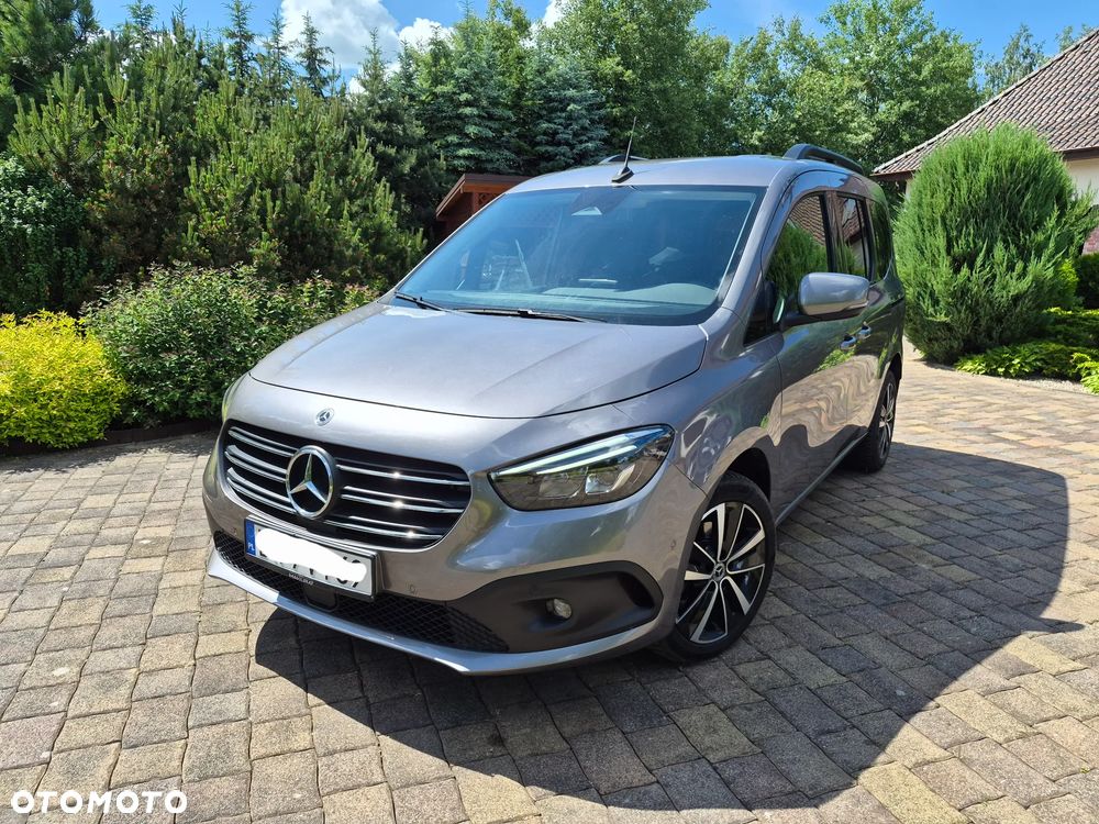 Mercedes-Benz Klasa T 180 d Progressive - 1