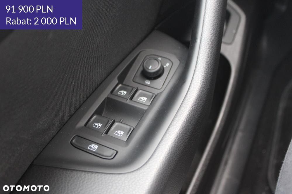 Volkswagen Passat - 36