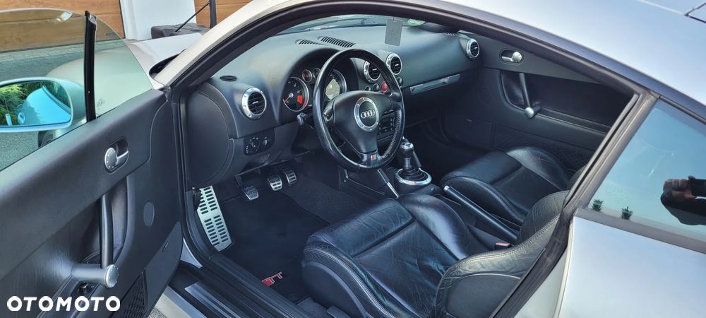 Audi TT Coupé 1.8 T - 17