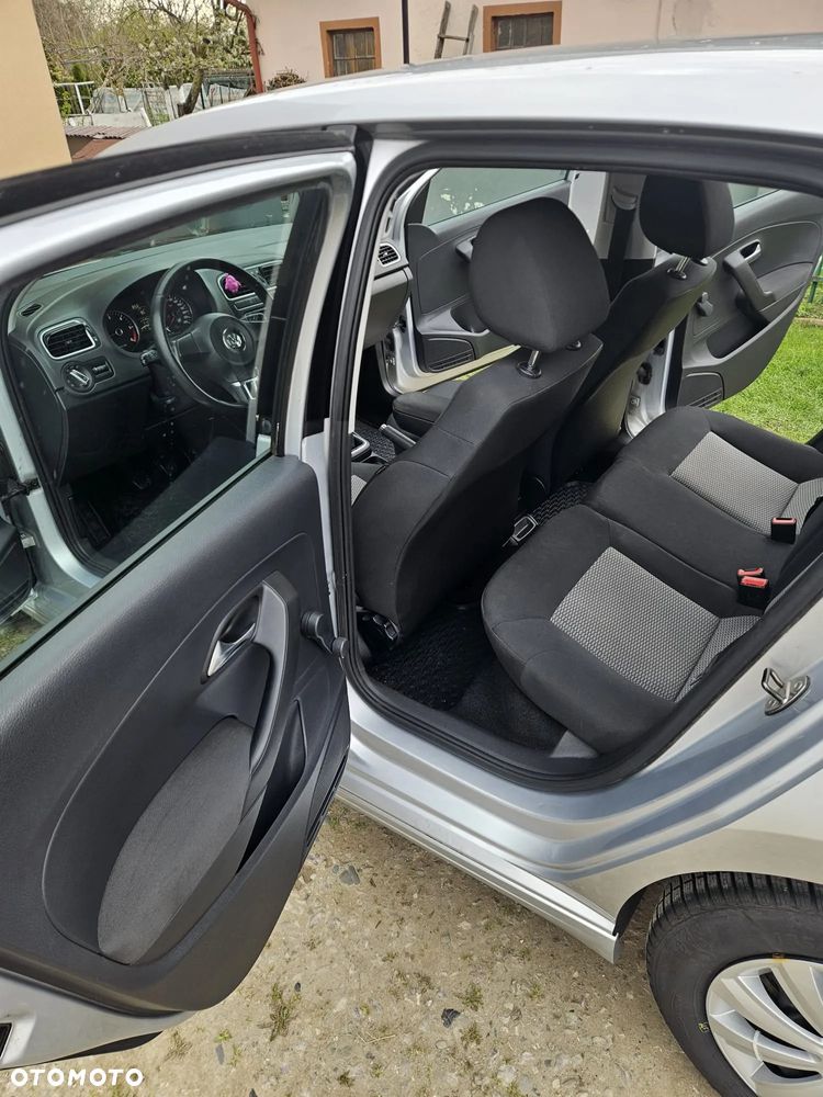Volkswagen Polo - 9