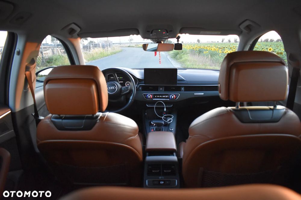 Audi A4 Allroad 2.0 TDI Quattro S tronic - 12