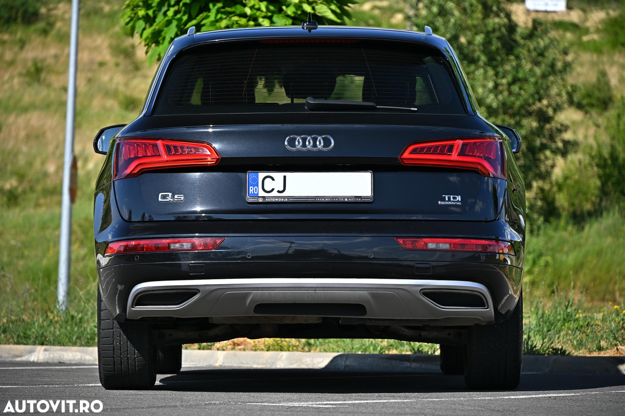 Audi Q5 2.0 40 TDI quattro S tronic Sport - 10