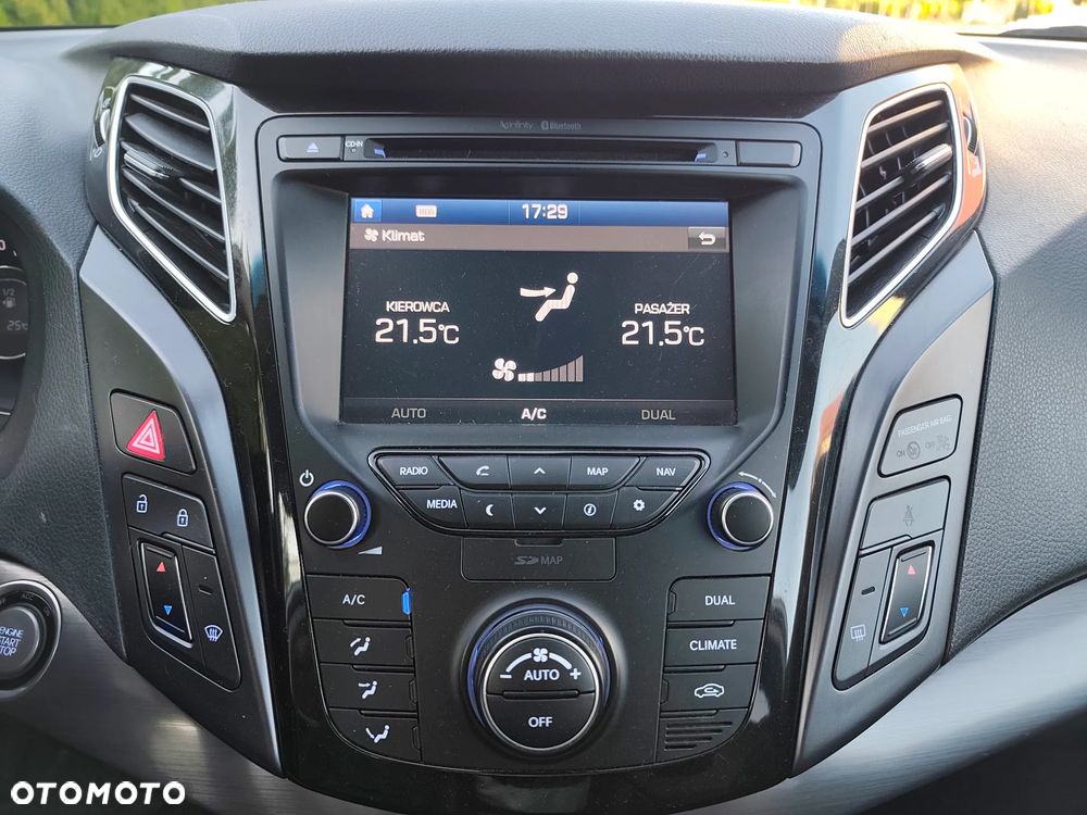 Hyundai i40 Kombi 1.7 CRDi DCT Premium - 16