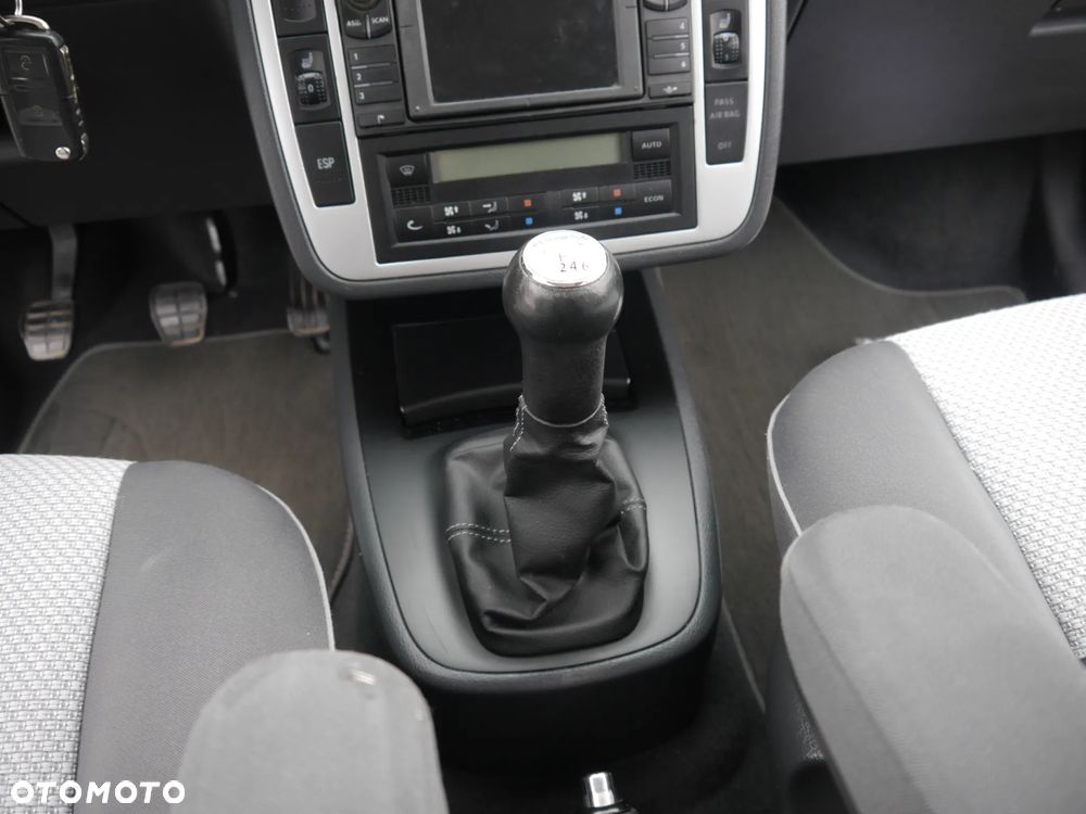 Volkswagen Sharan 1.8 5V Turbo Freestyle - 23