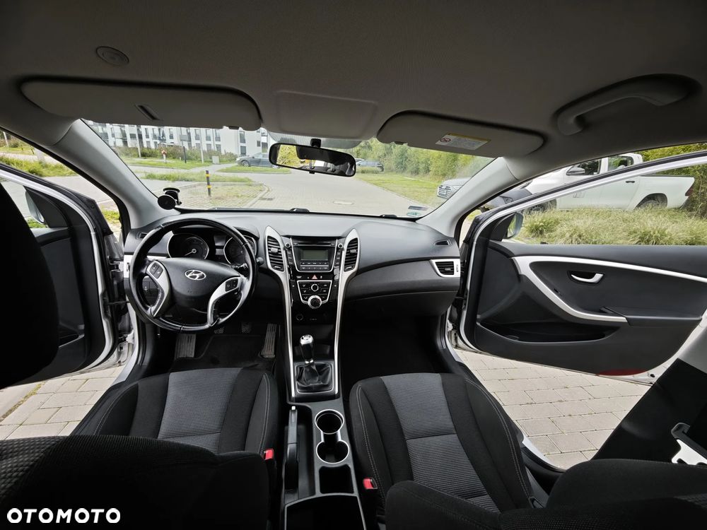 Hyundai i30 1.6 CRDi Comfort - 12