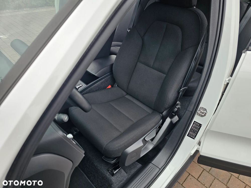 Volvo XC 40 T3 Momentum - 10