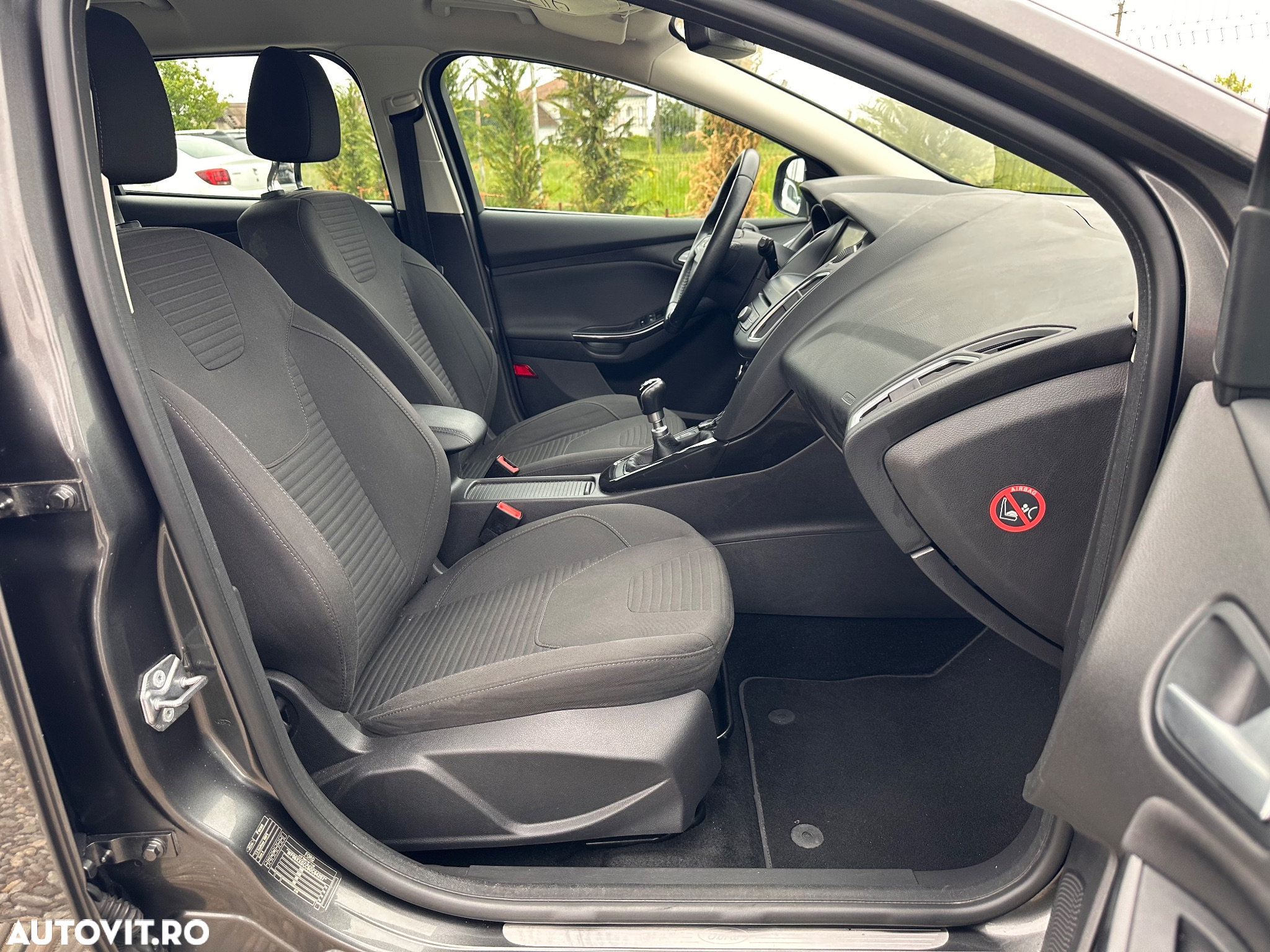 Ford Focus 1.5 Ecoboost Titanium - 8