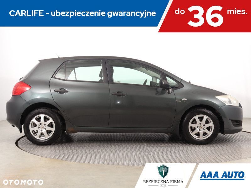 Toyota Auris - 8